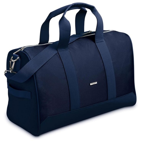 armani sports bag